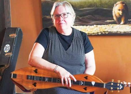 Kim McKee, an accomplished musician, singer, and songwriter, brings the joy of Celtic music to Virginia City. Kim is one-half of “Willson and McKee.” PHOTO BY BETSEY WELTNER