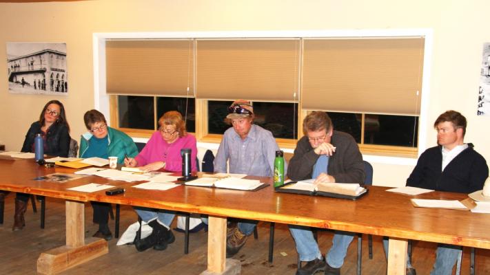 Virginia City council in session on March 1, left to right: Erin Leonard, Ann Grice, council clerk Nancy Stewart, mayor Justin Gatewood, David Bacon and Jon Osborn. (G. Hamill photo)